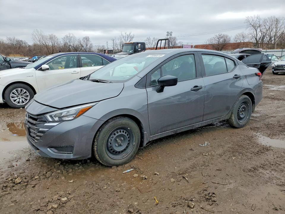 2025 Nissan Versa s