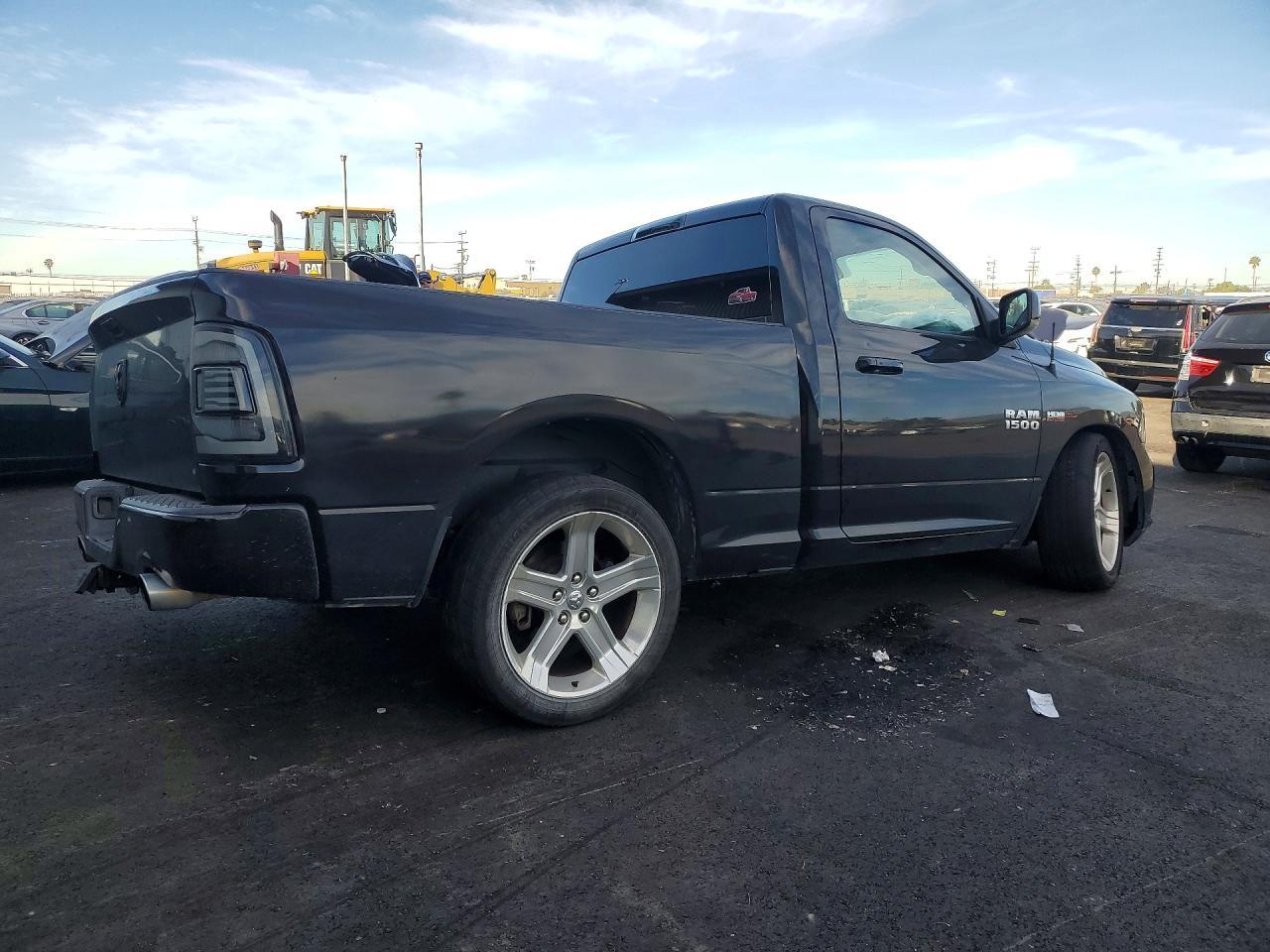 2015 Dodge RAM 1500 Sport