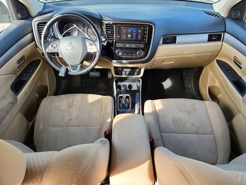 2017 Mitsubishi Outlander se