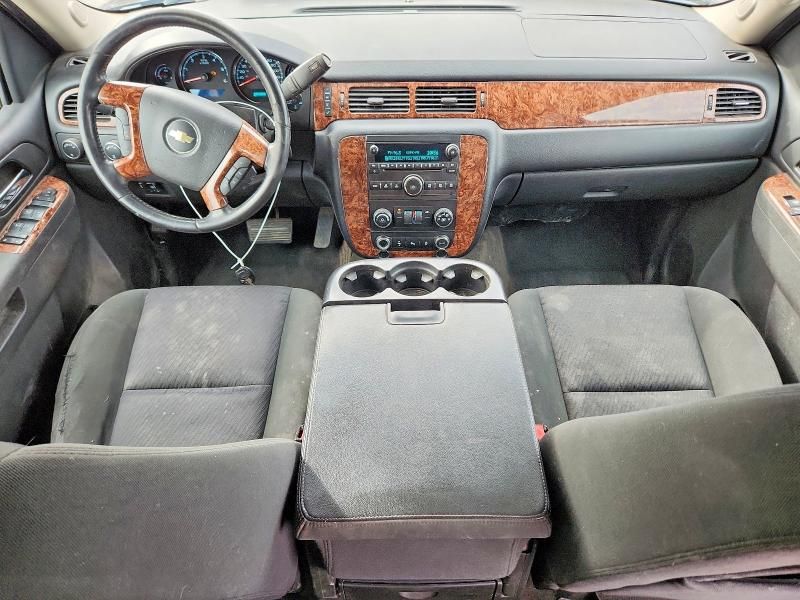 2013 Chevrolet Avalanche ls