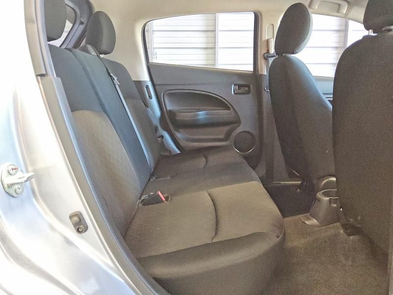 2022 Mitsubishi Mirage es