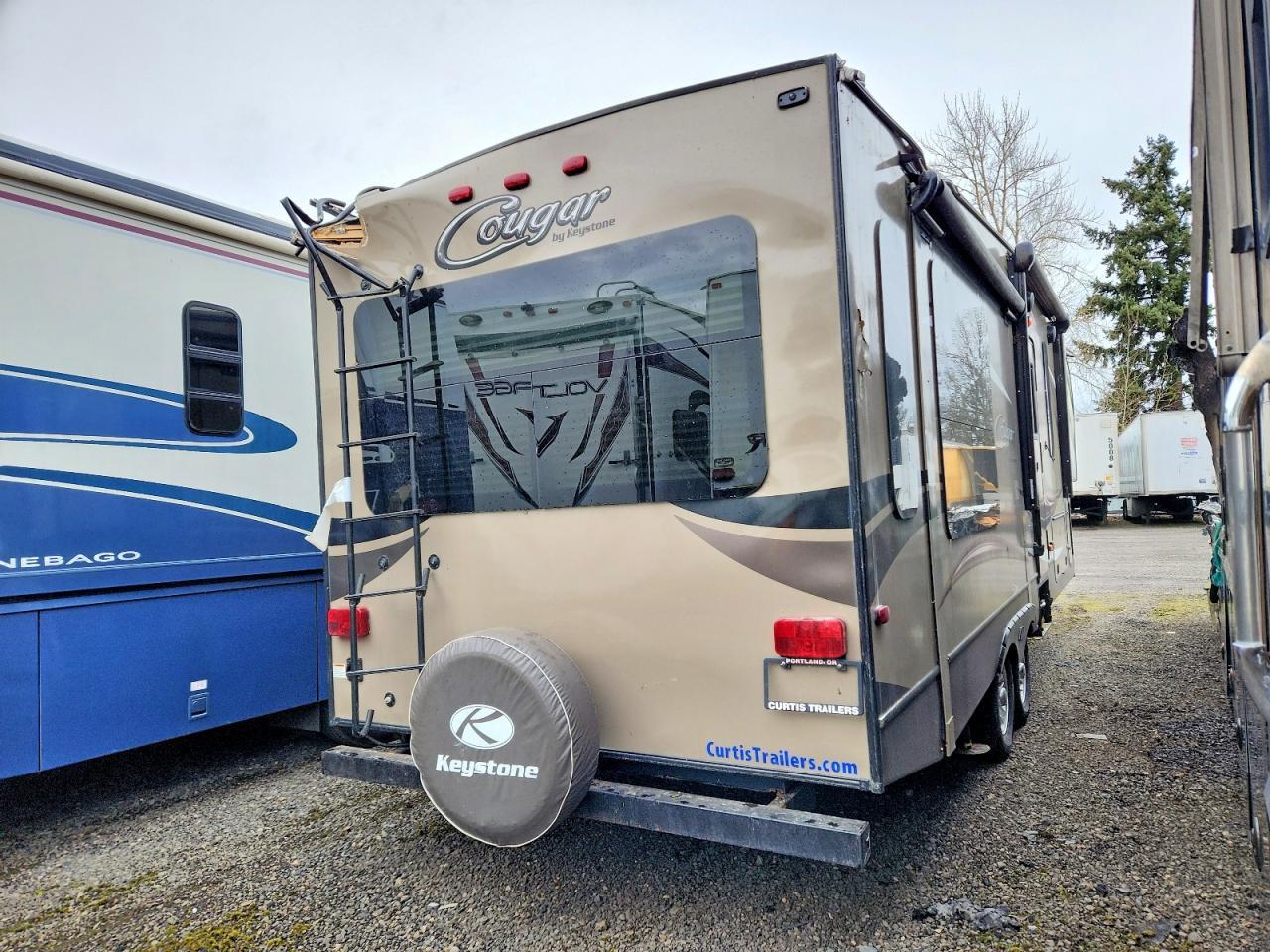 2015 Keystone Cougar Camper