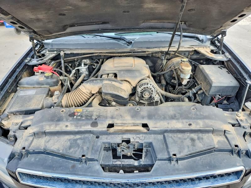 2013 Chevrolet Avalanche ls