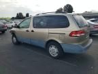 2003 Toyota Sienna ce