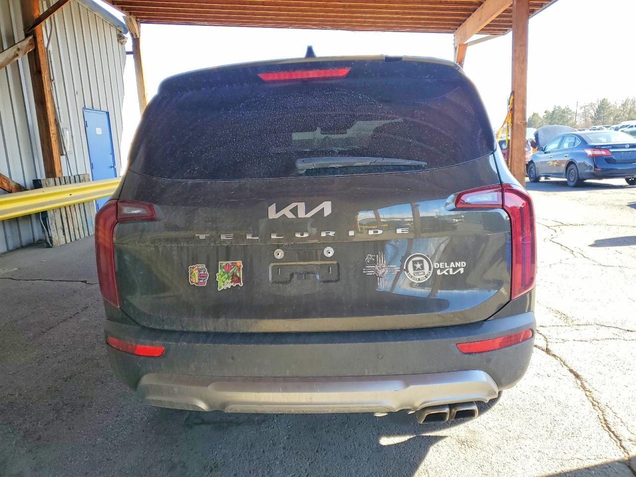 2022 KIA Telluride s