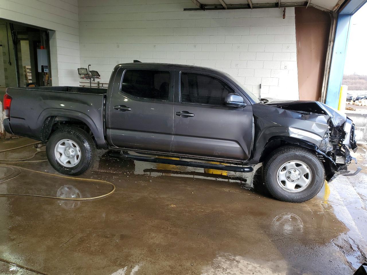 2018 Toyota Tacoma SR