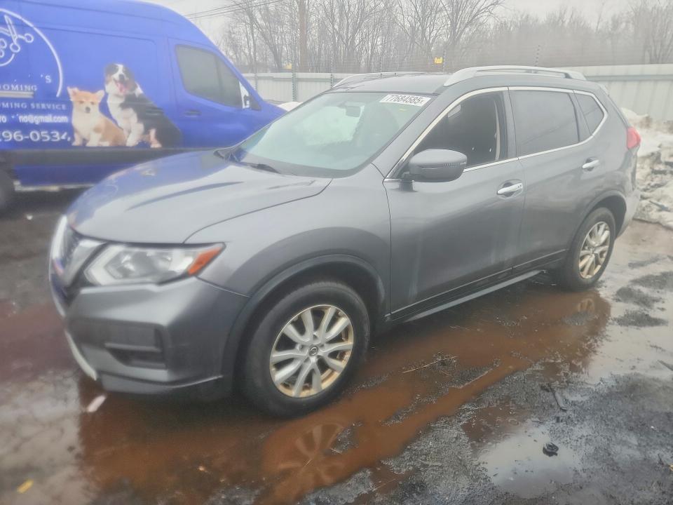 2018 Nissan Rogue s