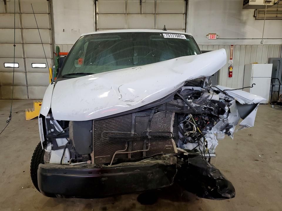 2019 GMC Savana G3500