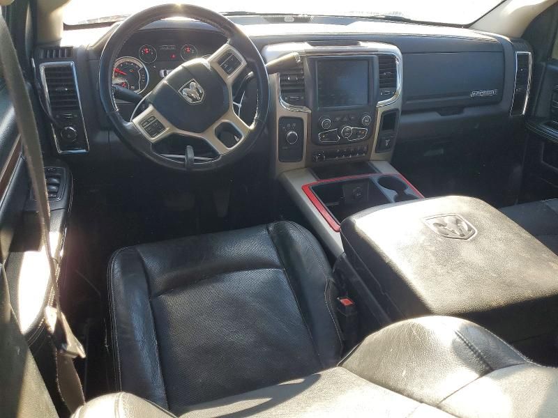 2013 Dodge 2500 Laram-BOX Truck