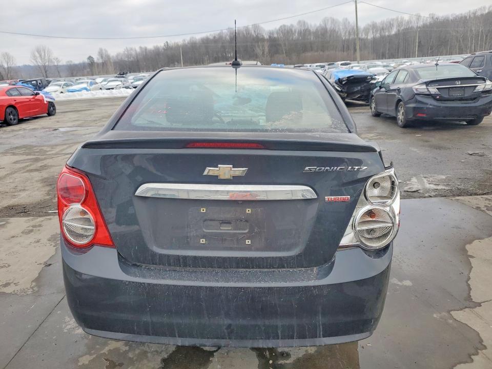2015 Chevrolet Sonic ltz