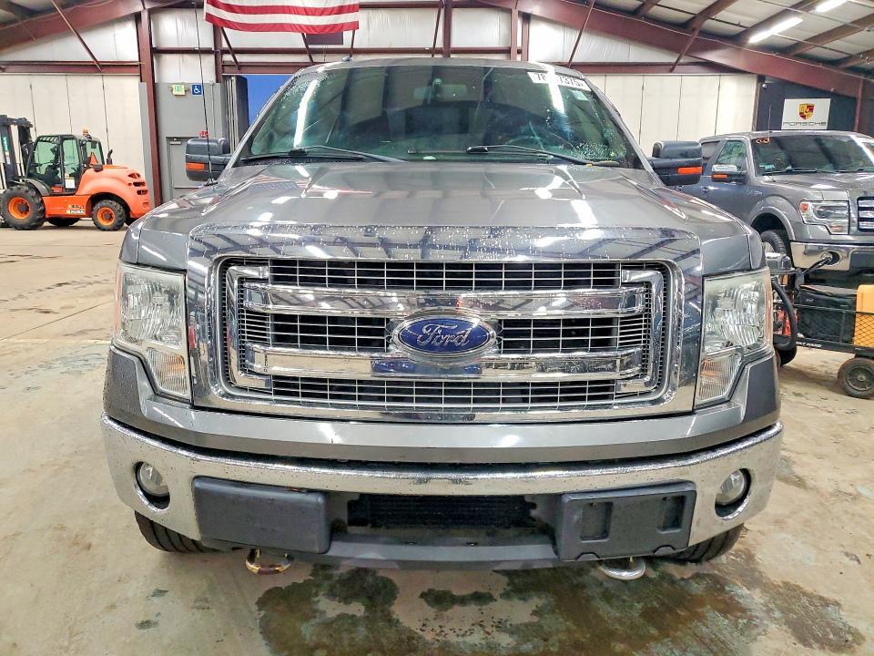 2013 Ford F150 Super cab