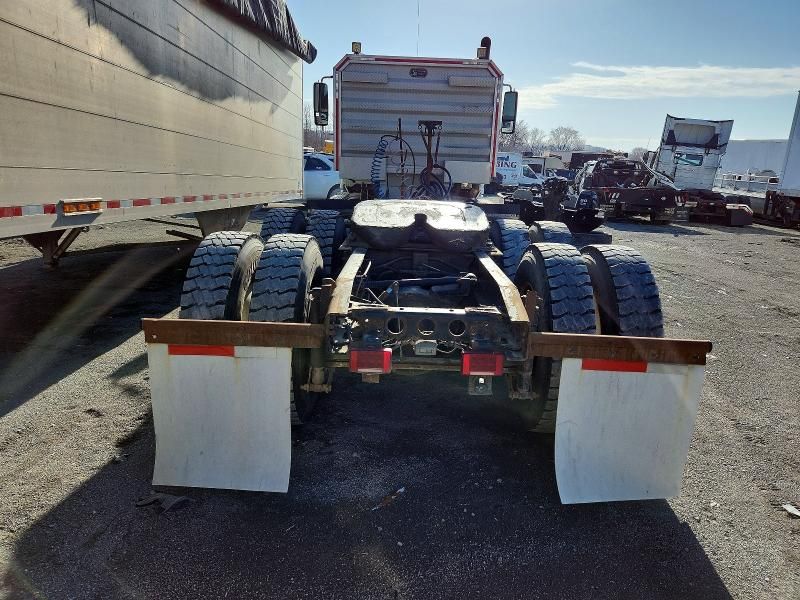 2013 International Lf697 Semi Truck