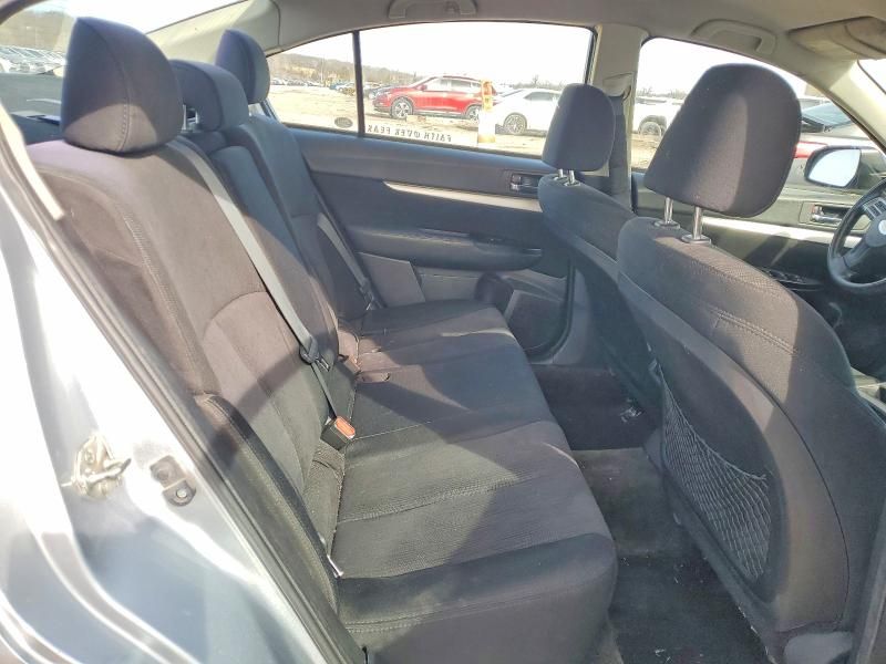 2013 Subaru Legacy 2.5i