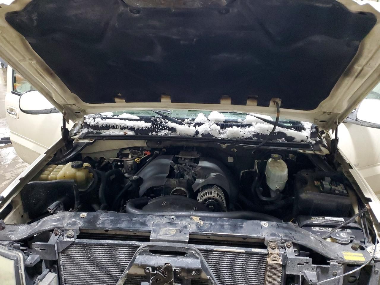 2004 Cadillac Escalade Luxury