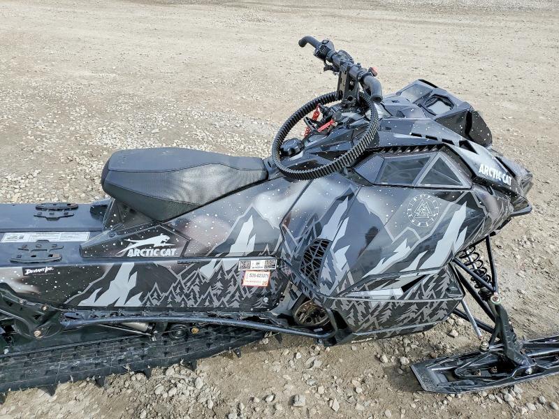 2025 Artcat Snowmobile