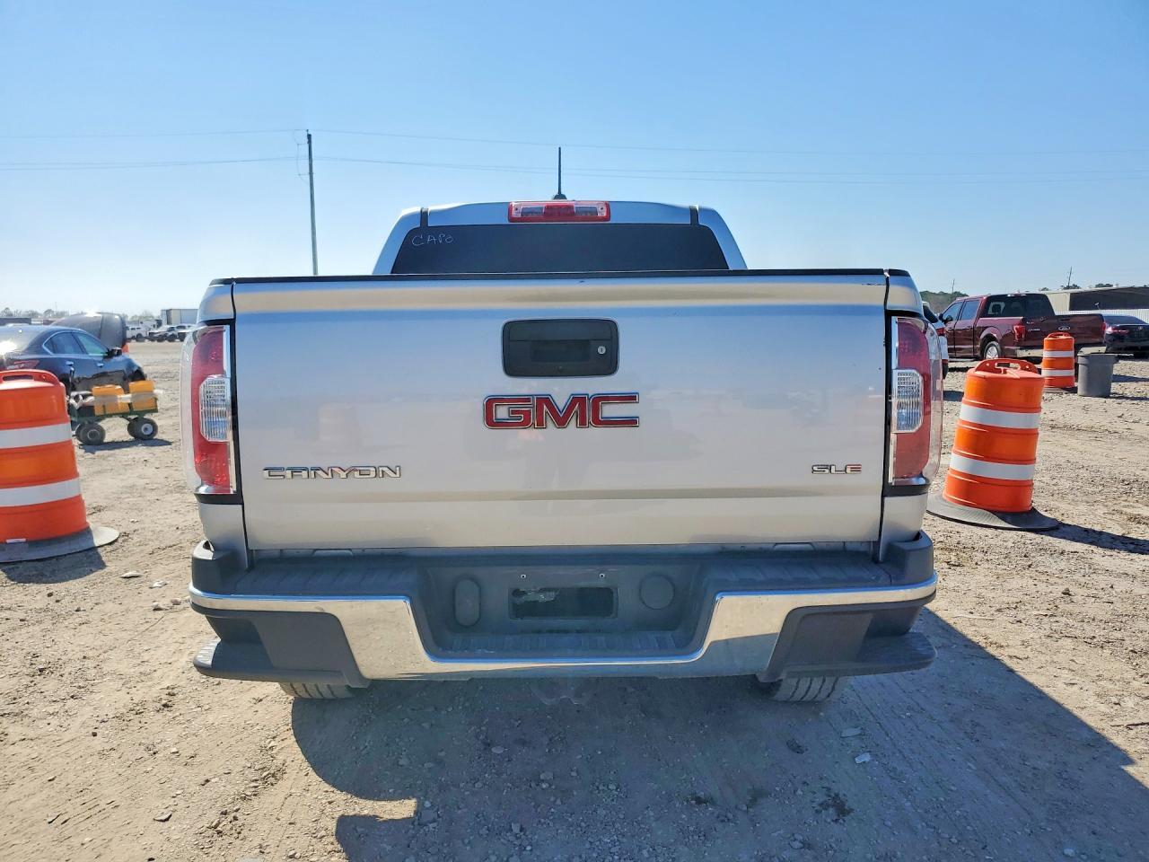 2017 GMC Canyon SLE