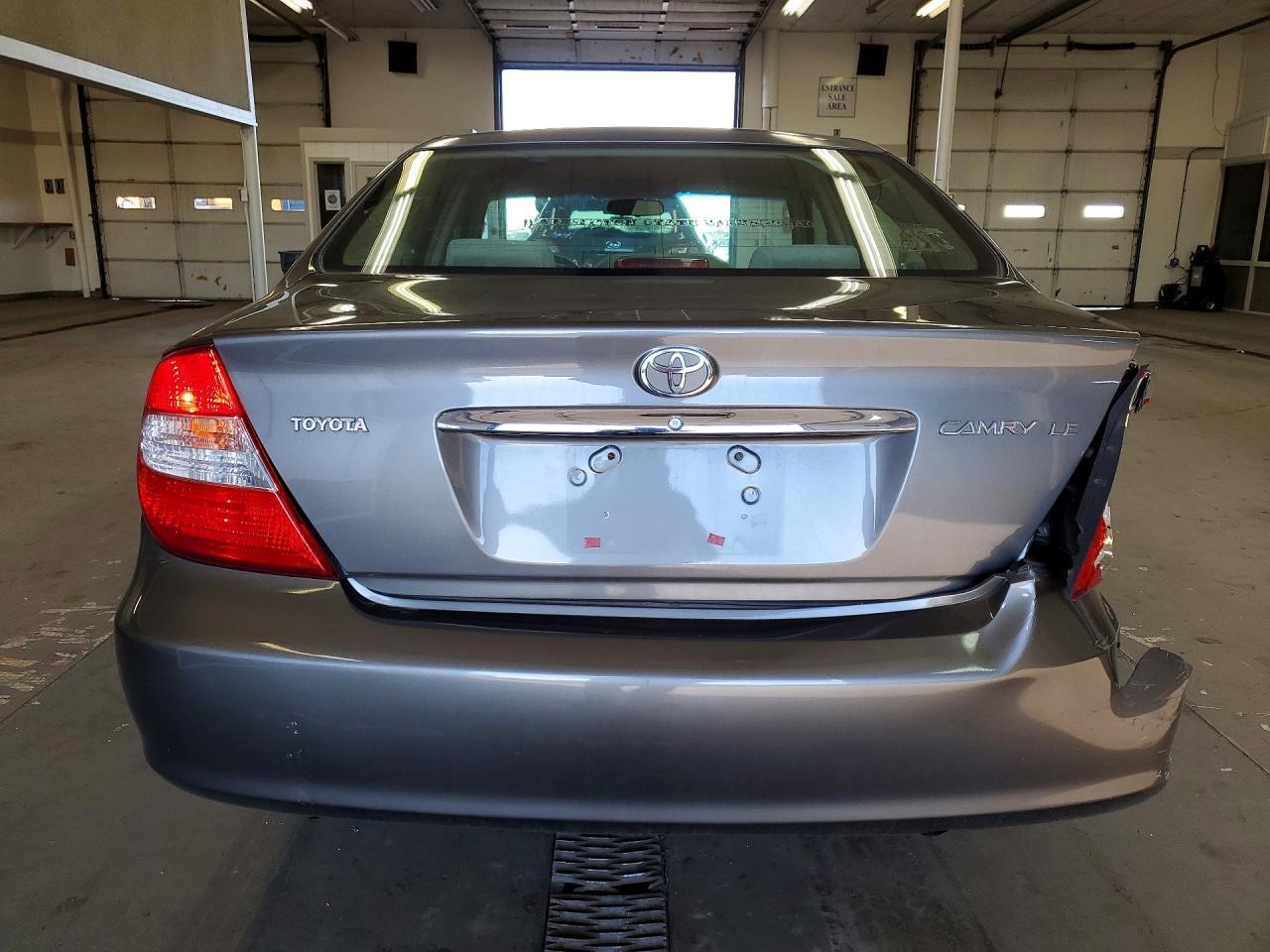 2003 Toyota Camry le