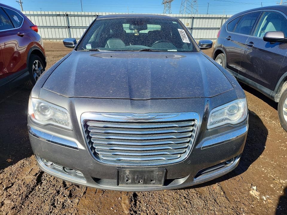 2011 Chrysler 300 Limited