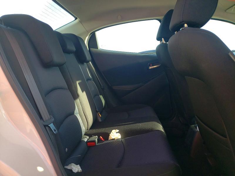 2017 Toyota Yaris ia