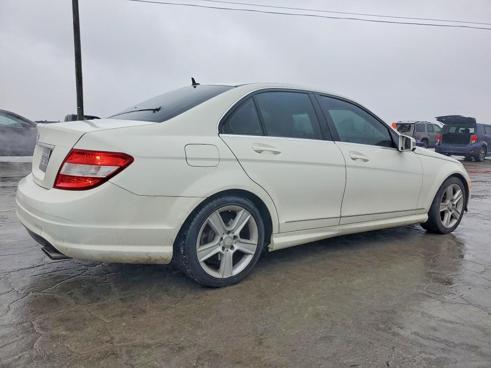 2010 Mercedes-Benz C300