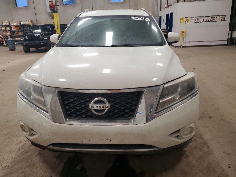 2016 Nissan Pathfinder s