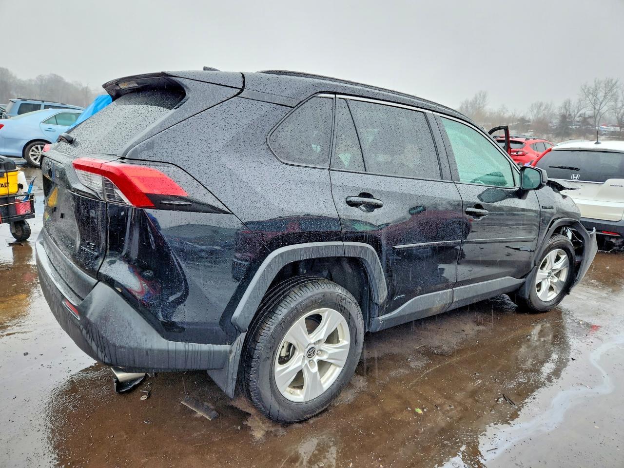 2021 Toyota Rav4 le