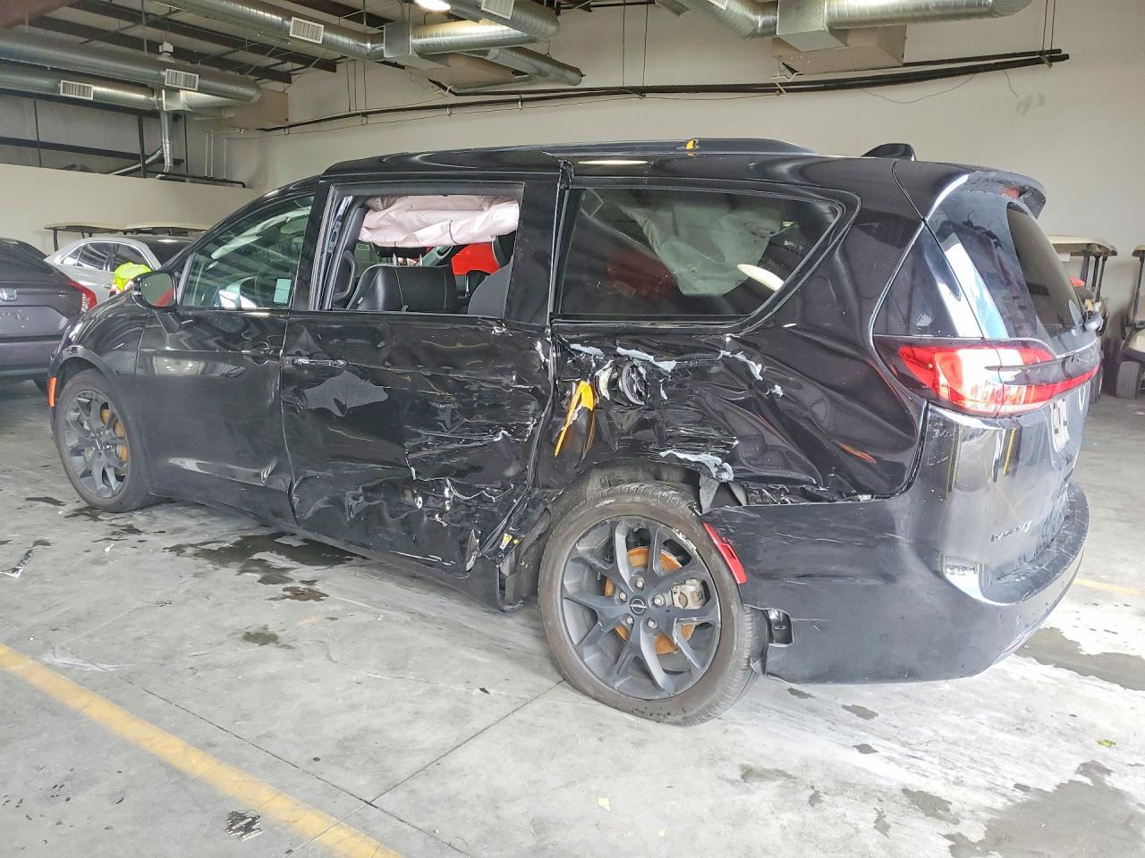 2024 Chrysler Pacifica Limited