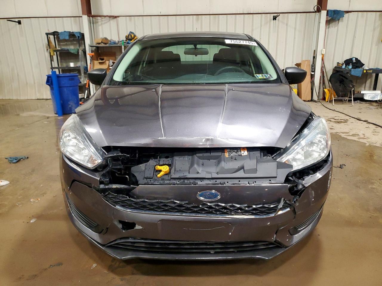 2016 Ford Focus s