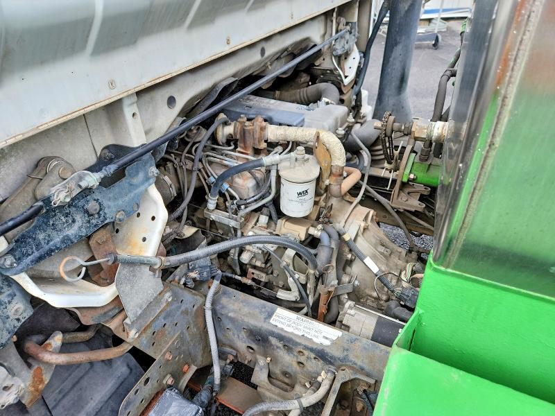 1999 Isuzu NPR