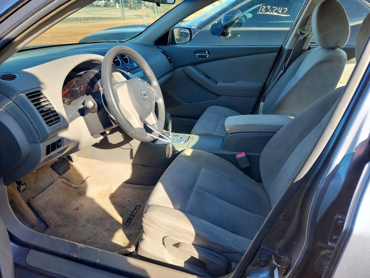 2010 Nissan Altima Base