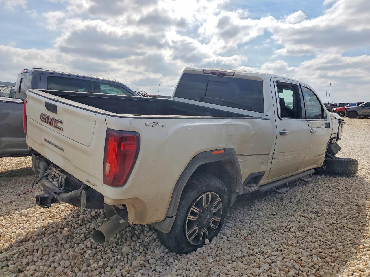 2022 GMC Sierra