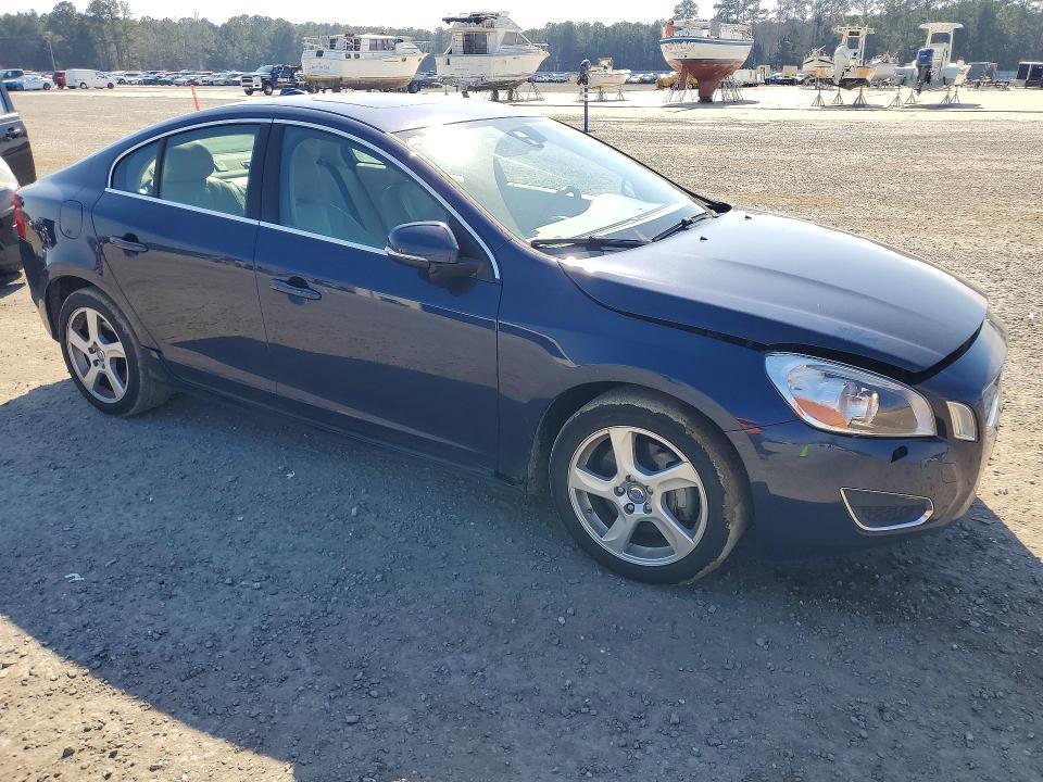 2013 Volvo S60 T5