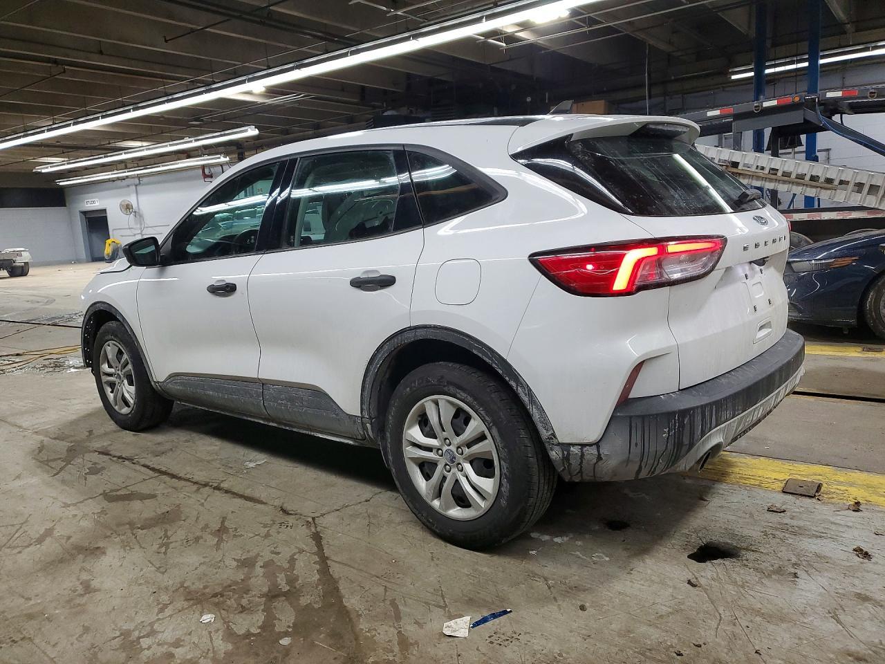 2022 Ford Escape s