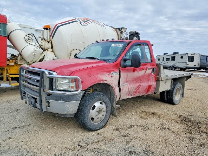 2005 Ford F350 Super Duty Flatbed Truck