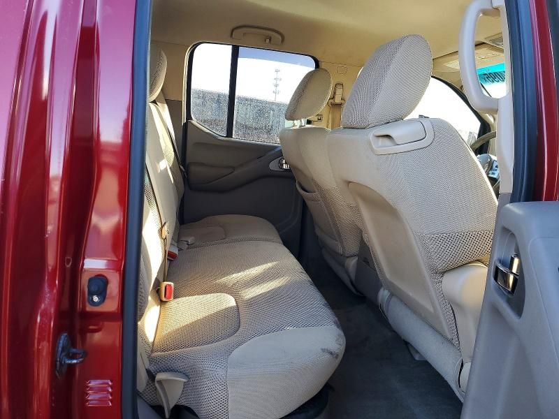 2010 Nissan Frontier Crew cab se