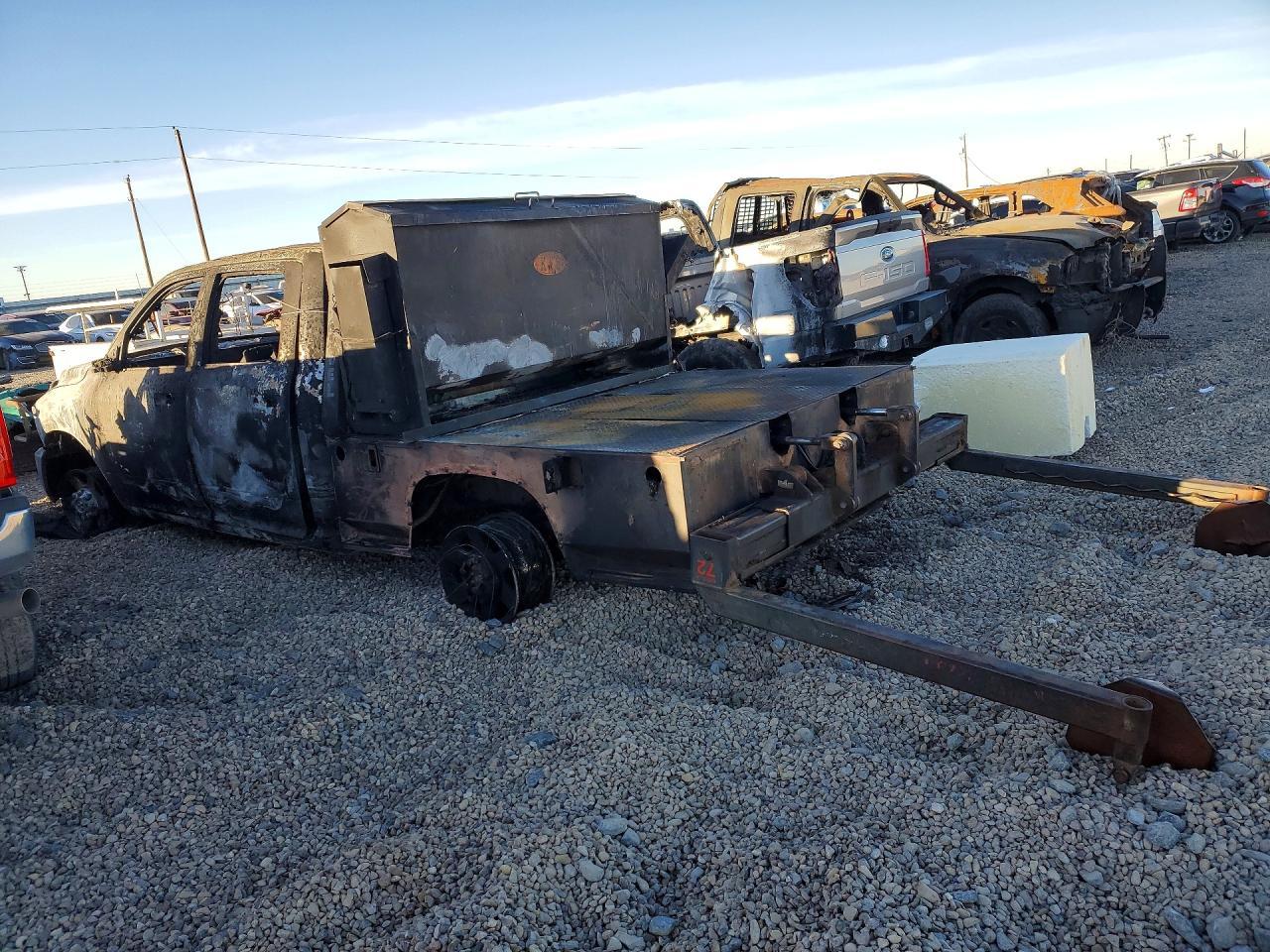 2011 Dodge RAM 2500 Flatbed Truck