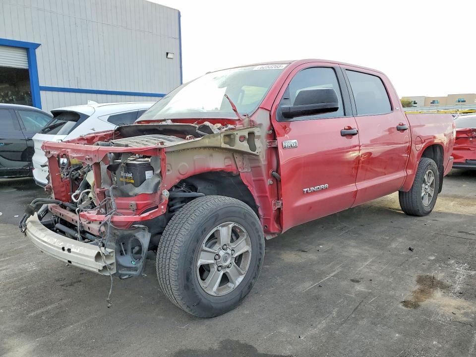 2016 Toyota Tundra Crewmax SR5