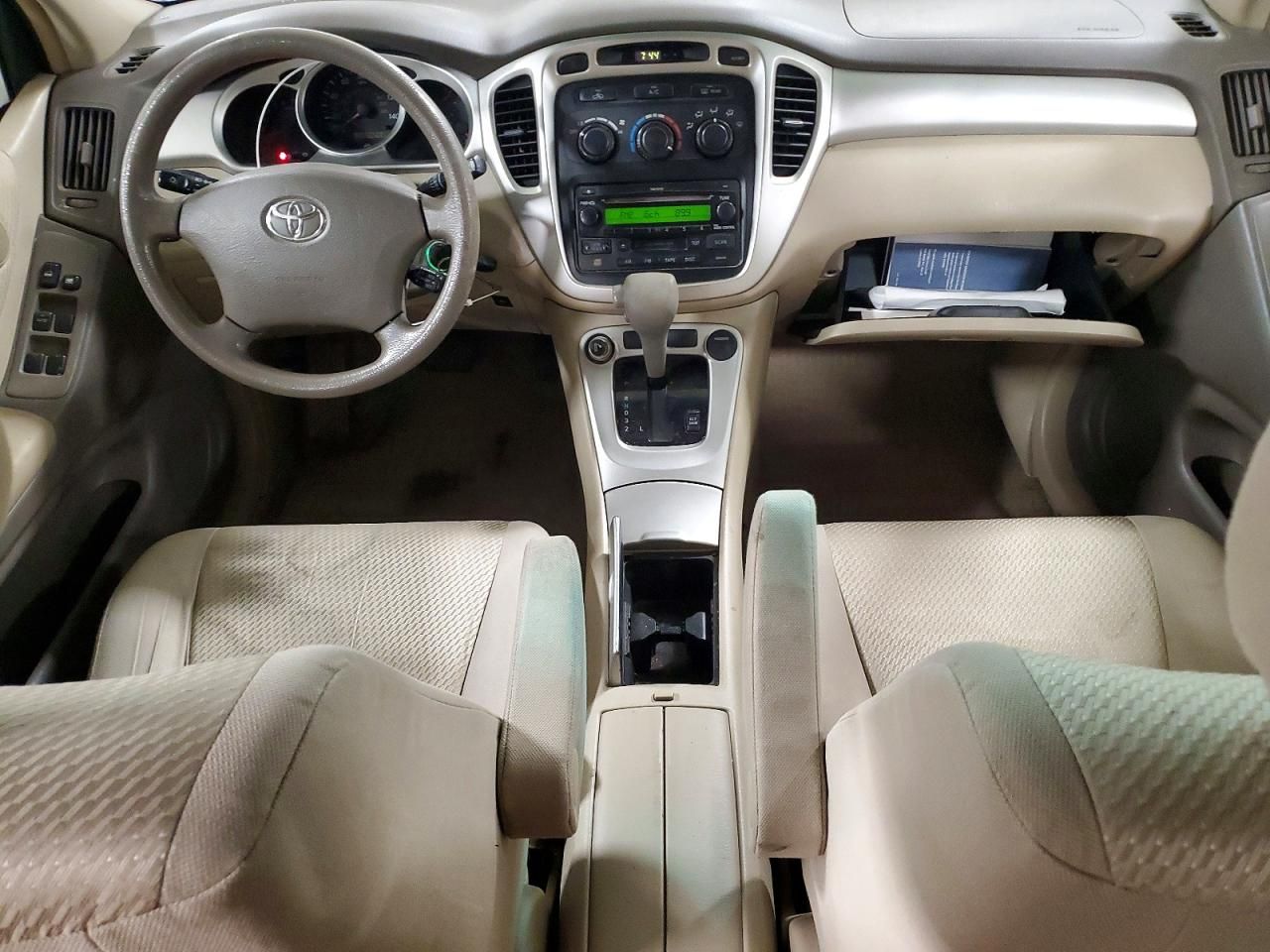 2004 Toyota Highlander Base