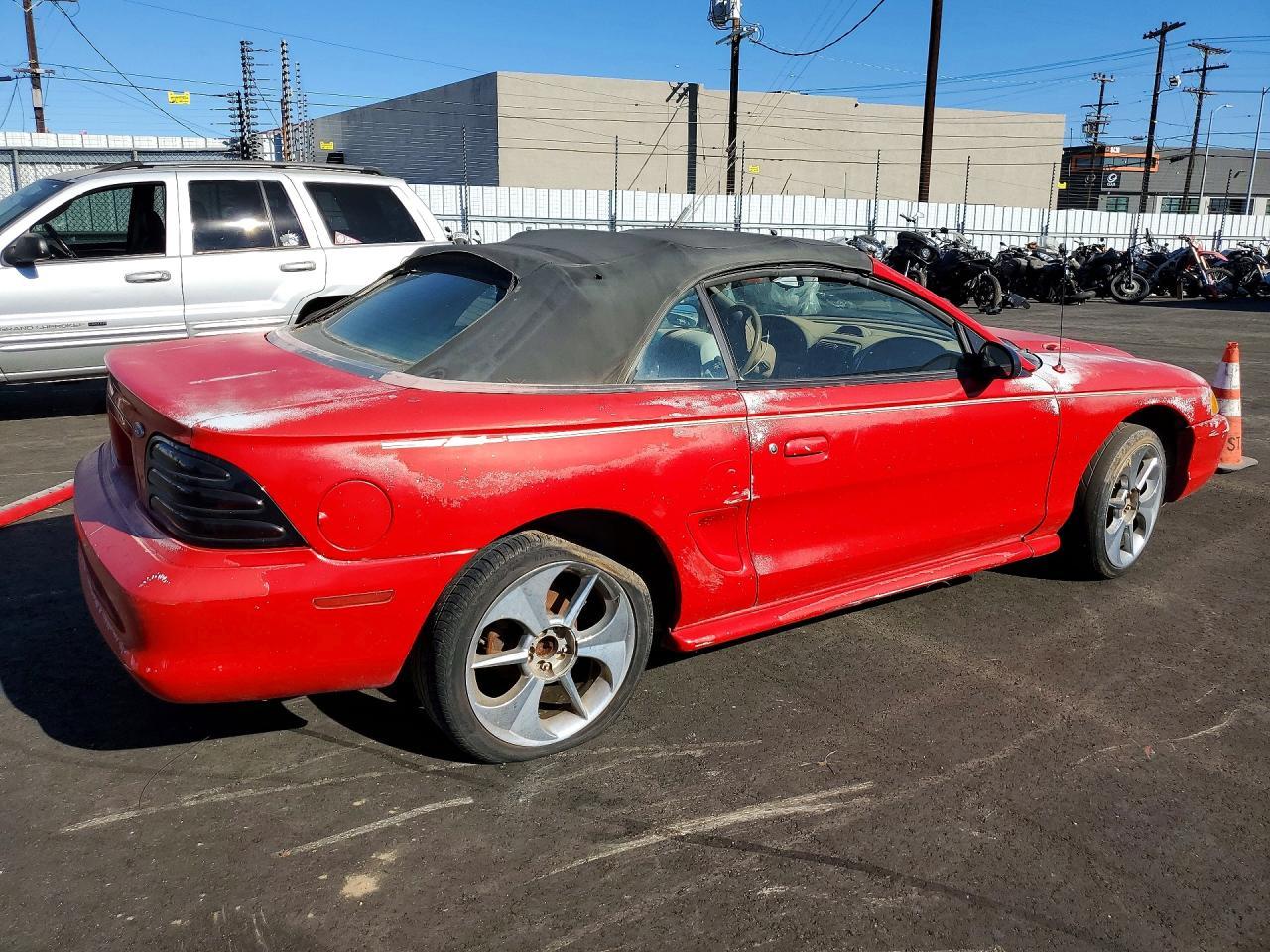 1995 Ford Mustang