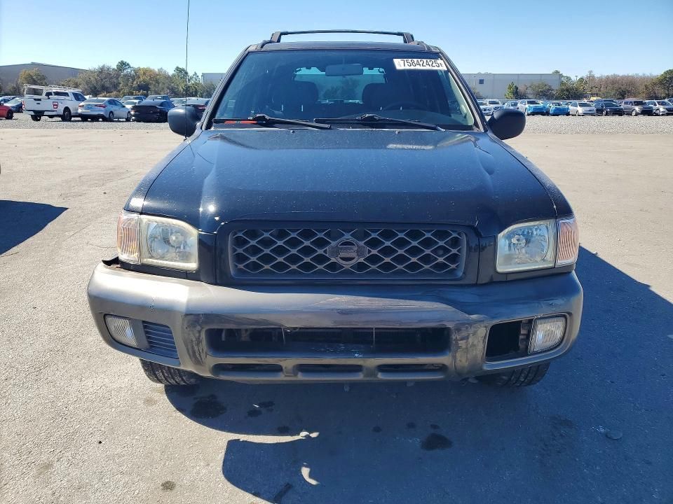 2001 Nissan Pathfinder le