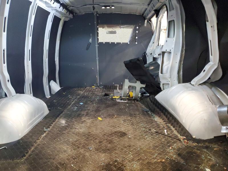 2025 Chev Express G2500