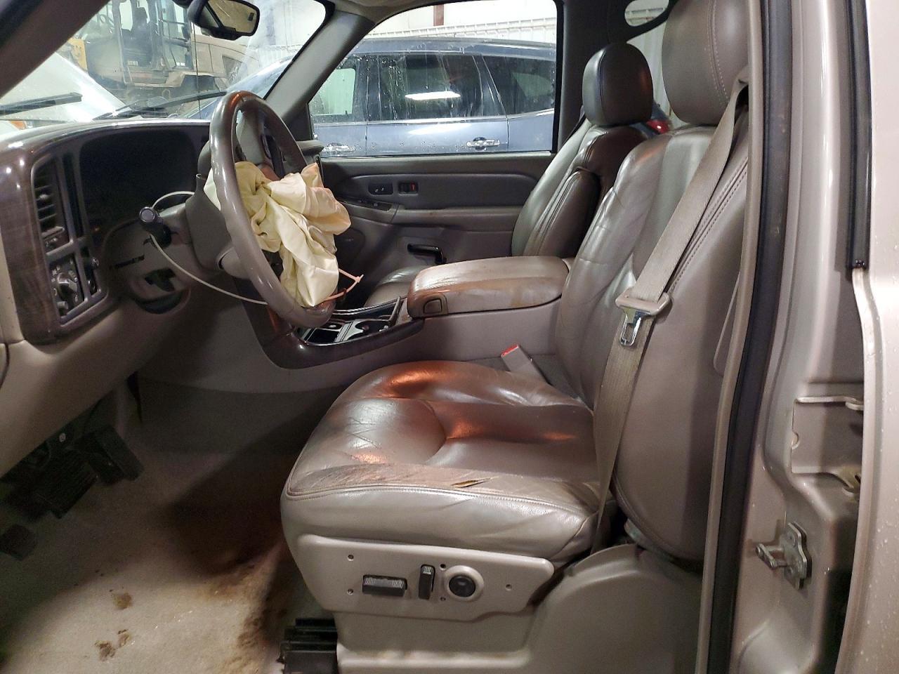 2004 GMC Yukon Denali