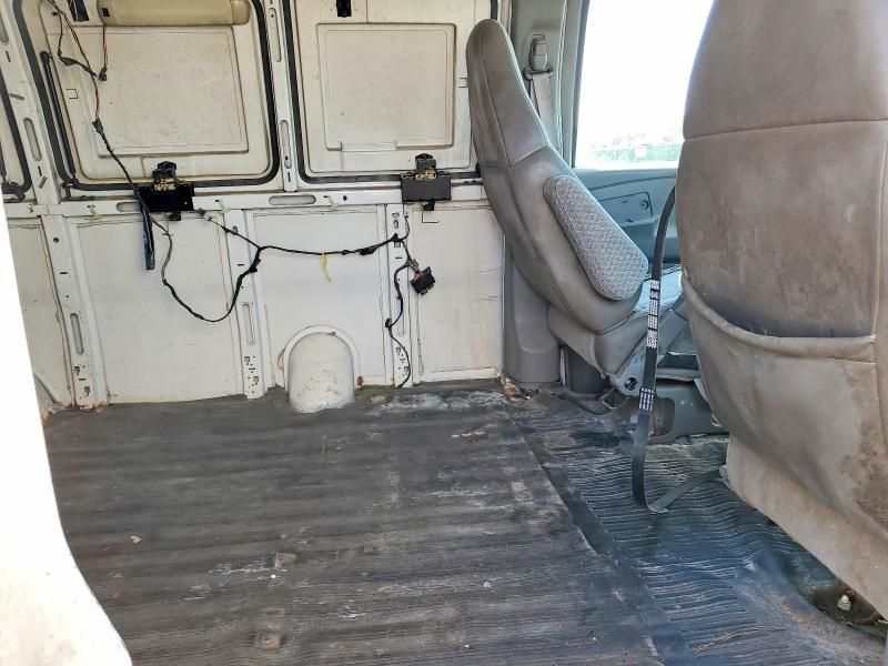 2003 GMC Savana G3500