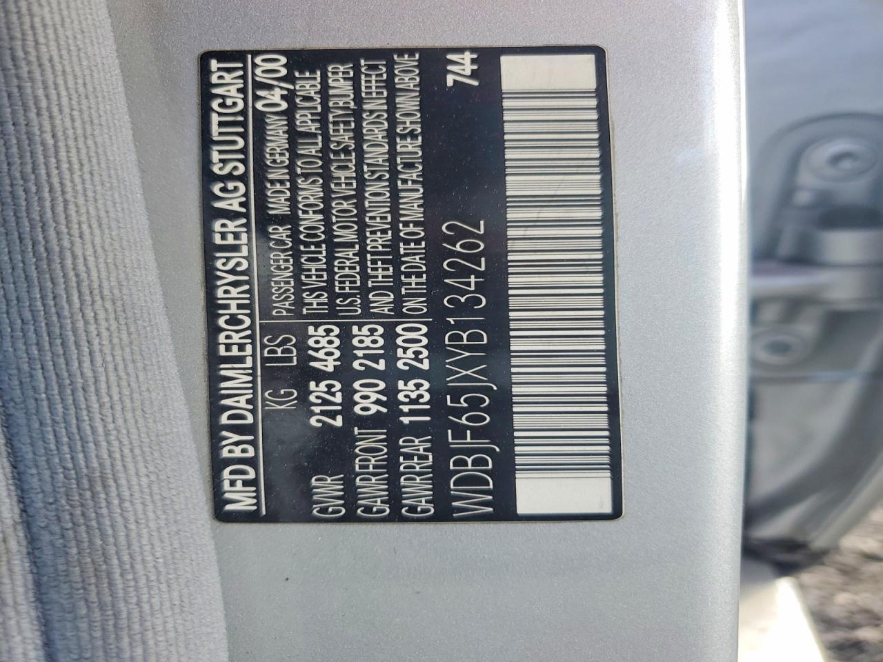 2000 Mercedes-Benz E 320