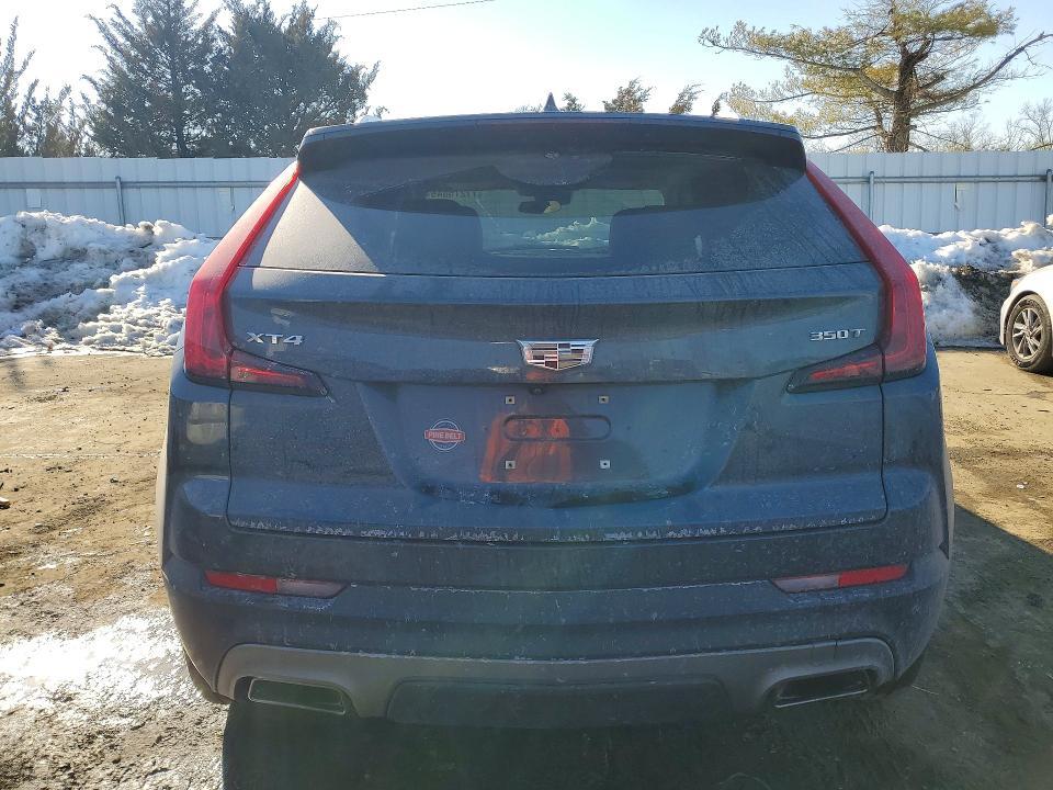 2021 Cadillac XT4 Premium Luxury