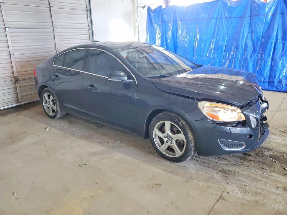 2013 Volvo S60 T5