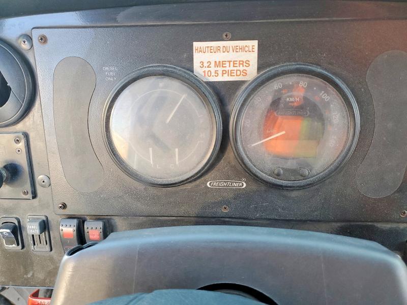 2005 Freightliner Chassis M Line WALK-IN Van