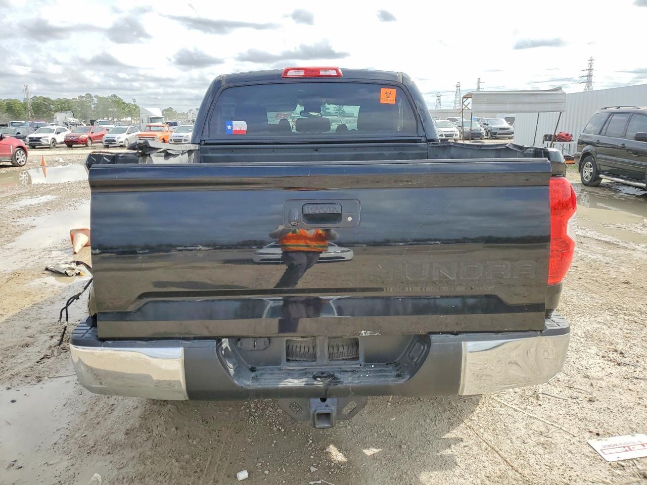 2017 Toyota Tundra Crewmax SR5