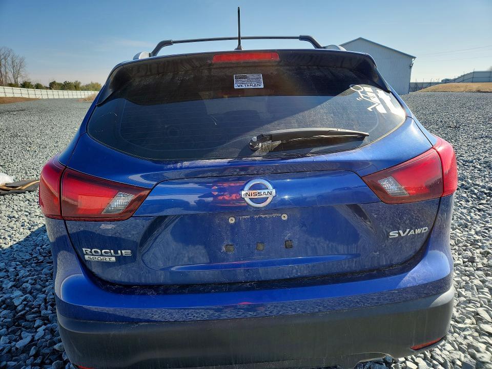 2018 Nissan Rogue Sport sv