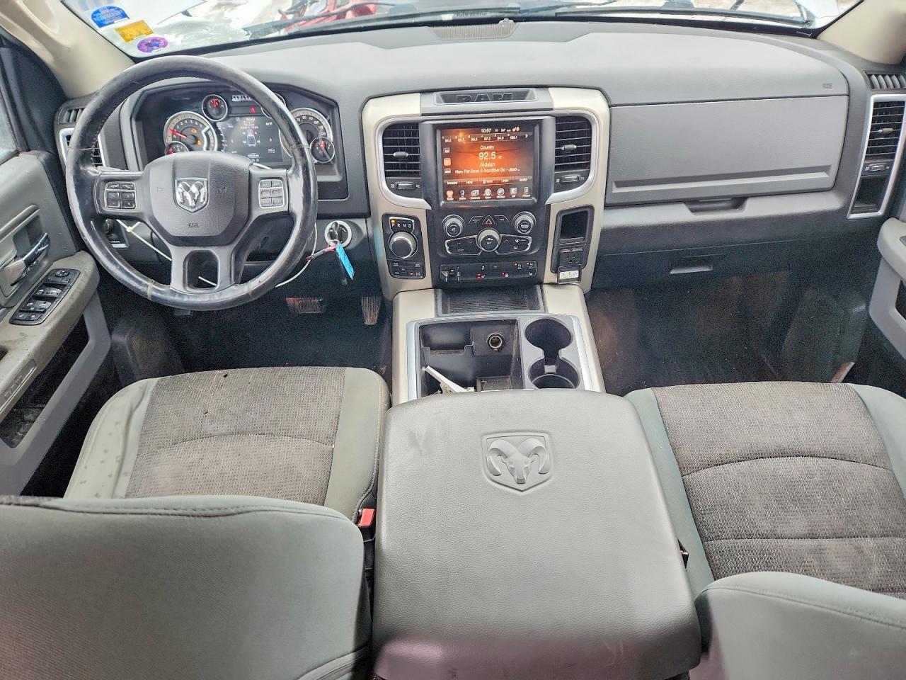 2014 Dodge Ram 1500 slt